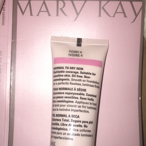 Mary Kay Timewise Luminous-wear liquid foundation - Picture 7 of 8